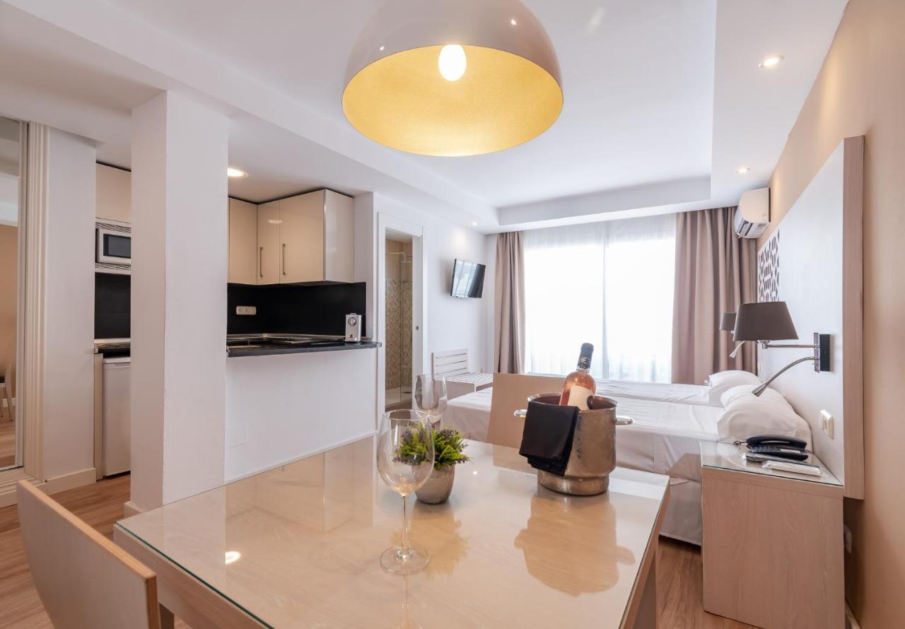 Puerto Azul Marbella Apartment Екстериор снимка