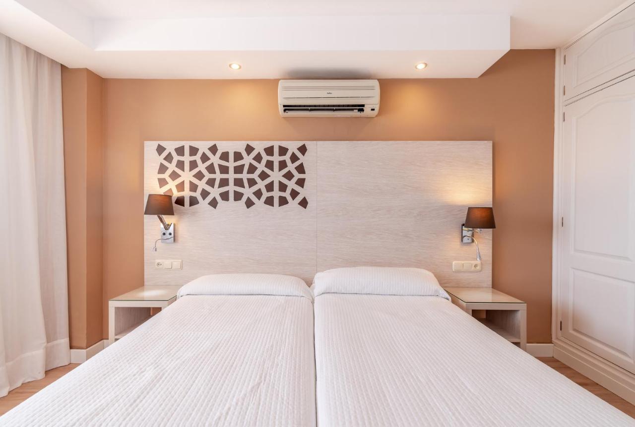 Puerto Azul Marbella Apartment Екстериор снимка